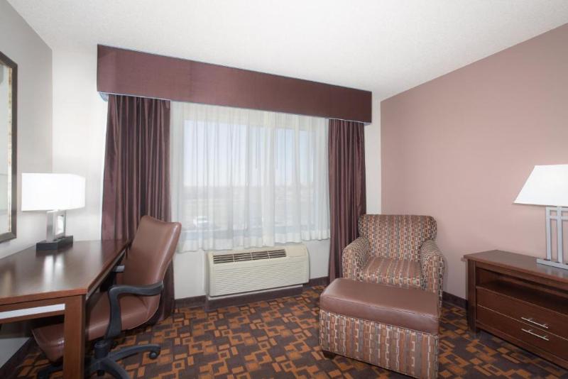 سوئیت برای معلولان, Holiday Inn Express & Suites Yankton, An Ihg