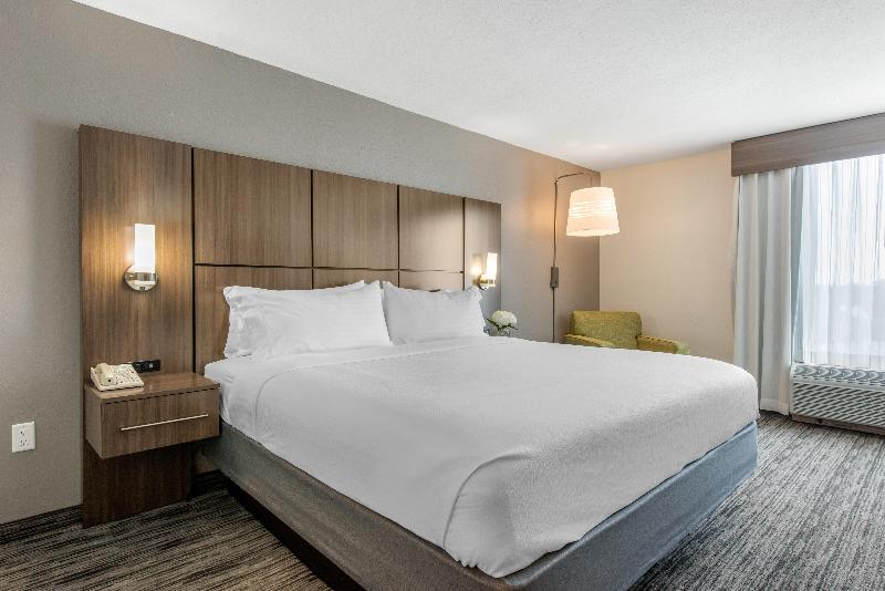 带大床的标准间, Holiday Inn Melbourne Viera Conference Ctr, An Ihg