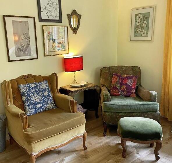 Стандартный Номер Кровать Кинг, Wisteria Guest House