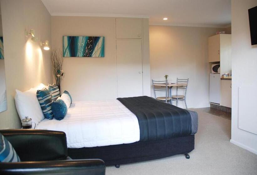 חדר סטודיו סטנדרד, Almond Court Motel