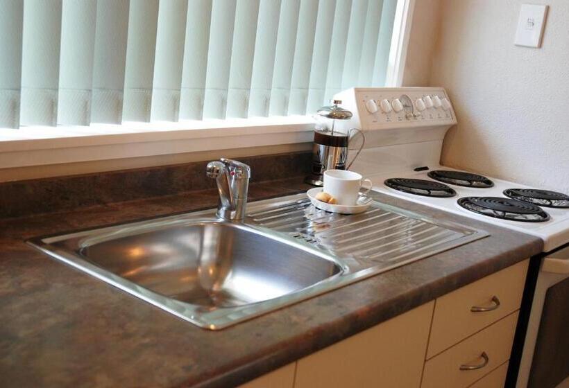 חדר סטודיו סטנדרד, Almond Court Motel