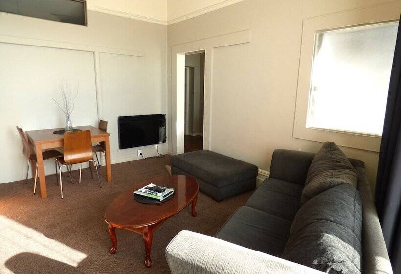 דירת חדר, Anchor Motel