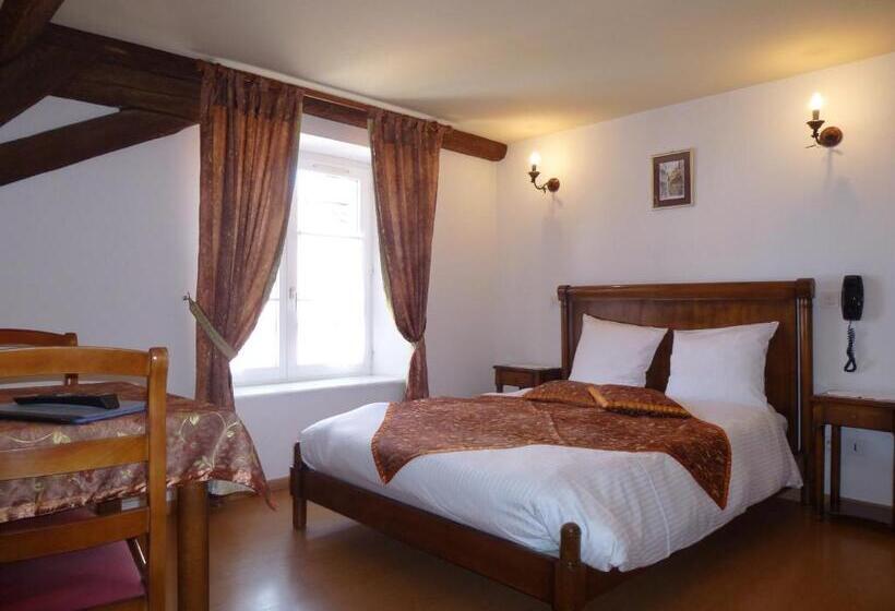 Студия Стандарт, La Cour Du Bailli Suites & Spa