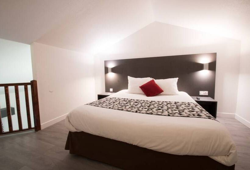 Номер Дюплекс, Mercure Lyon Est Villefontaine