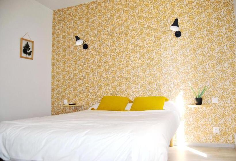 Номер Стандарт, Hôtel Le Thurot