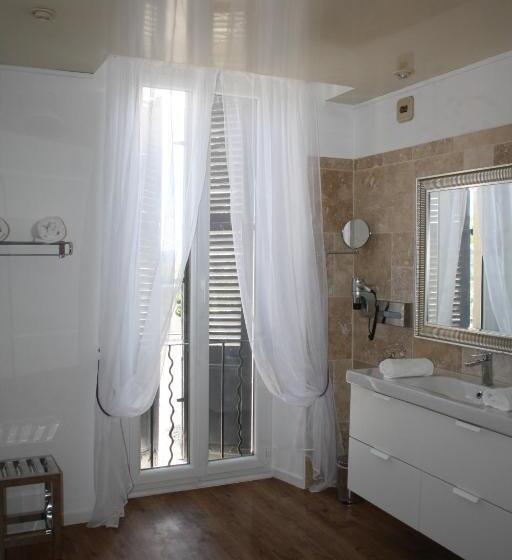 Номер Superior Кровать Кинг, Mas Angelussi   Le Clos Du Soleil