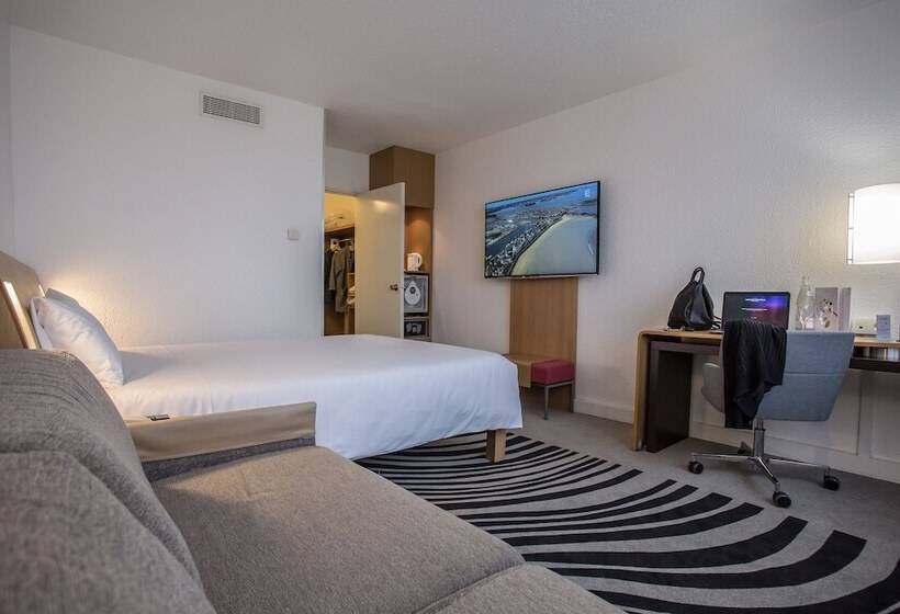 غرفة تنفيذية, Novotel Bourges