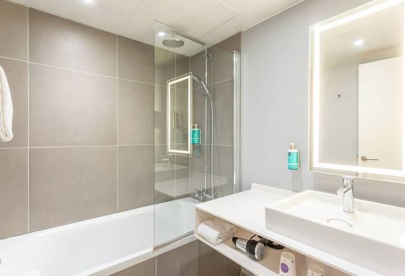 غرفة قياسية, Novotel Bourges