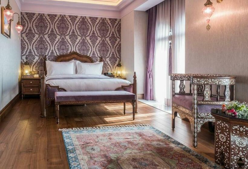 Deluxe Room Sea View, Ajwa Sultanahmet   Preferred Hotels Lvx Collection