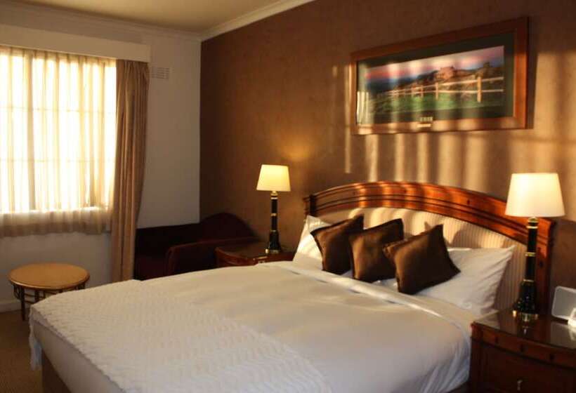 디럭스 룸, Country Plaza Motel