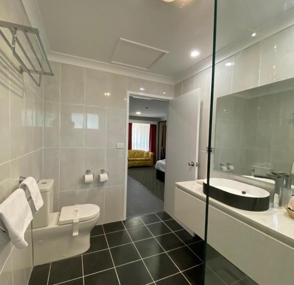 Люкс Ejecutiva 2 Спальни, Best Western Plus All Settlers Motor Inn