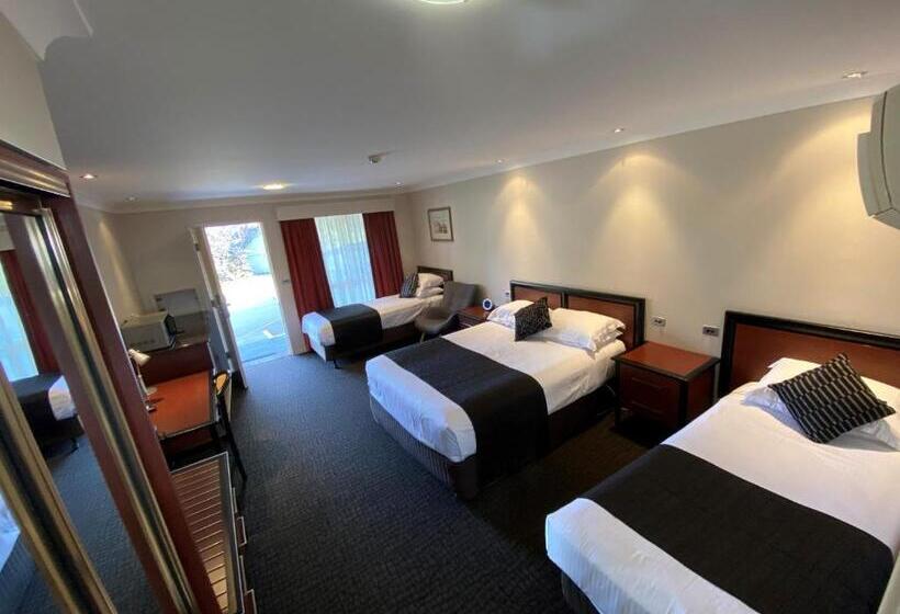 Семейный Номер Deluxe, Best Western Plus All Settlers Motor Inn