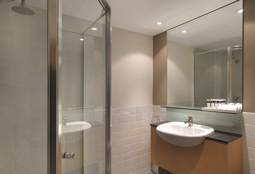 Студия Премиум, Adina Apartment Hotel Sydney Town Hall