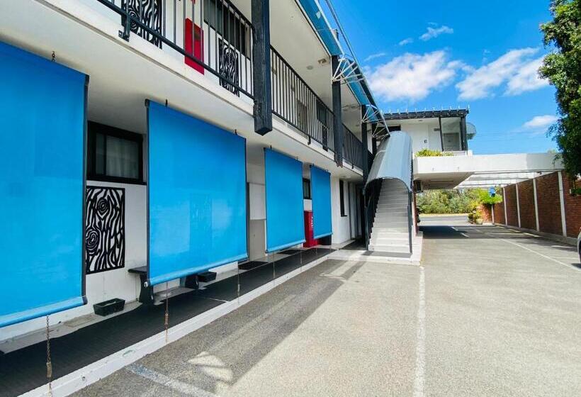 Номер Стандарт, Connells Motel & Serviced Apartments