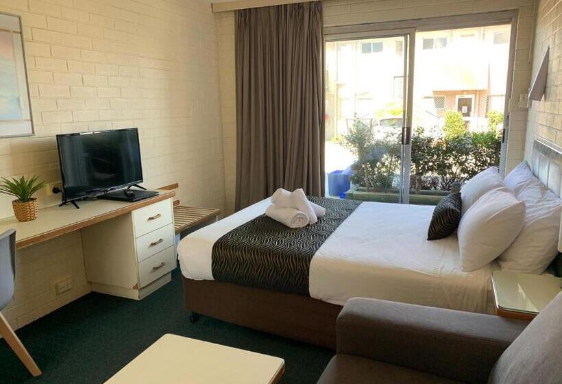 스탠다드 룸, Crest Motor Inn