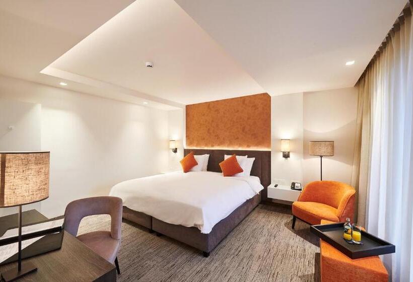 适合残疾人士使用的带超级大床的标准间, Keizershof Hotel Aalst