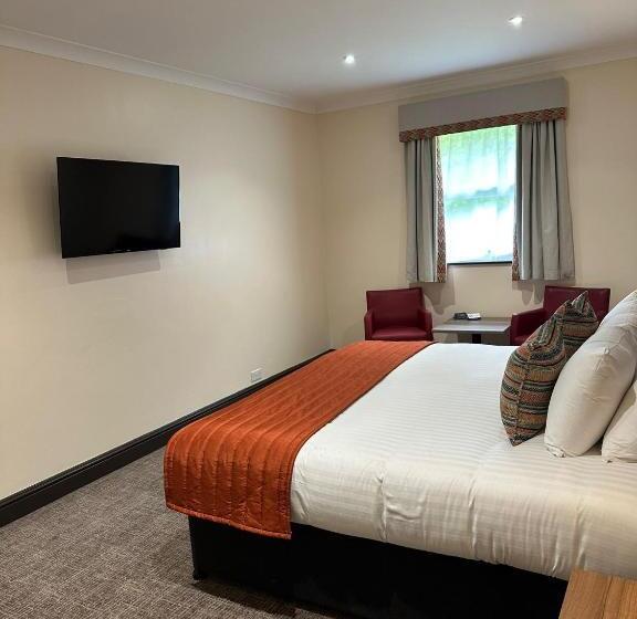 Семейный Номер, Dragonfly Hotel King's Lynn