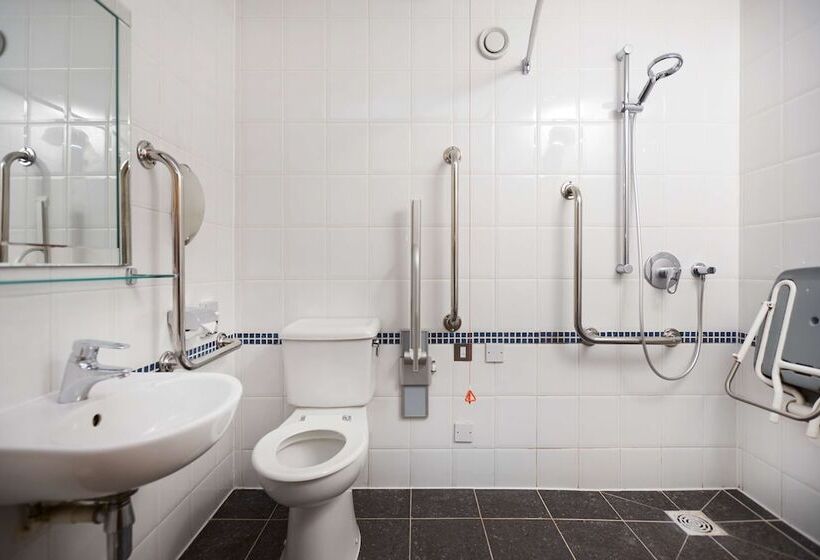 Номер Стандарт Адаптированный для Инвалидов, Doubletree By Hilton Coventry