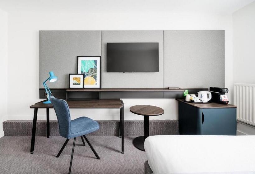 Номер Executive, Holiday Inn Birmingham M6, Jct7, An Ihg