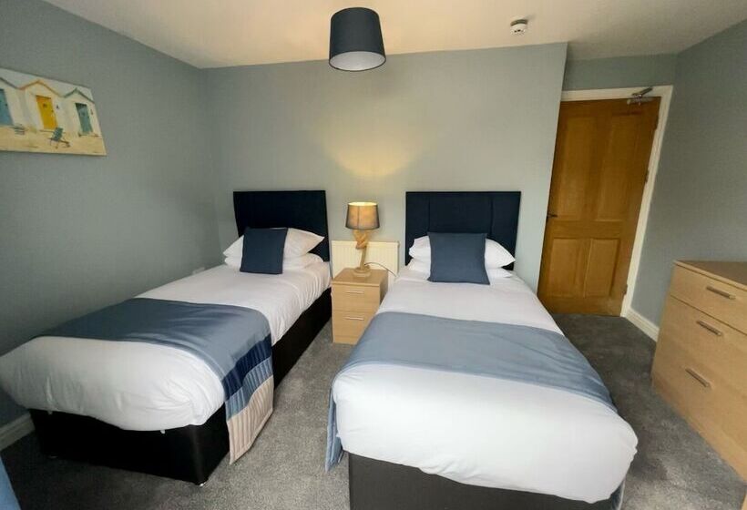 Apartamento 2 Dormitórios, Norton House Hotel   Mumbles