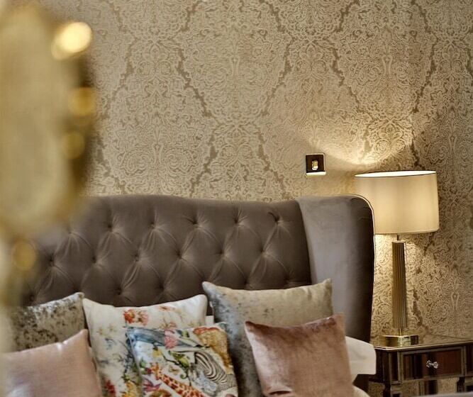 Полулюкс, Oaklands Hall Hotel Sure Hotel Collection By Best Western