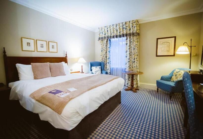 Классический Номер, Mercure Winchester Wessex