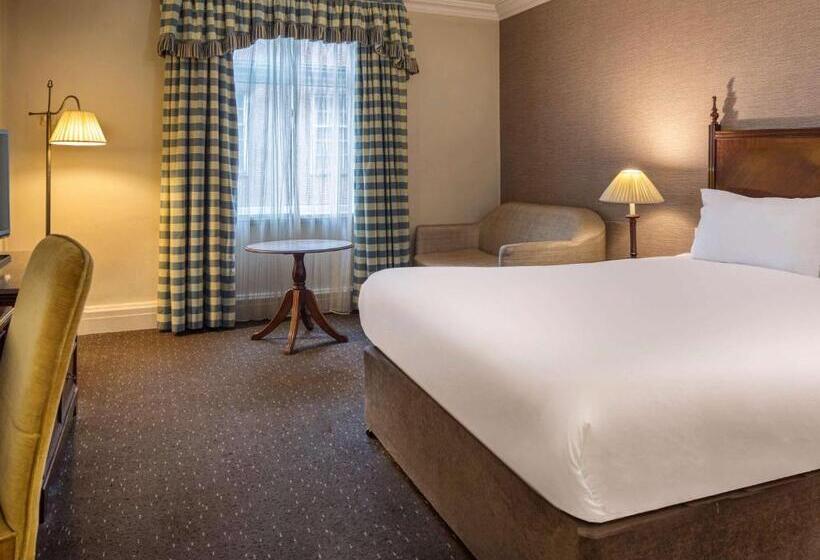 Классический Номер, Mercure Winchester Wessex
