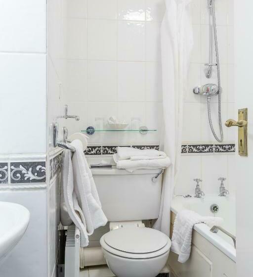 Eenvoudige Kamer, Muthu Westcliff
