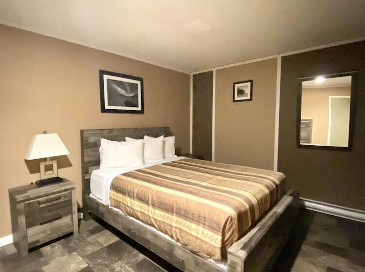 스탠다드 룸, The George Dawson Inn & Conference Centre