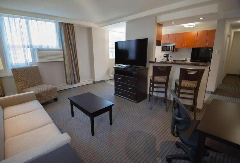 Suíte, Coast Calgary Downtown Hotel & Suites By Apa