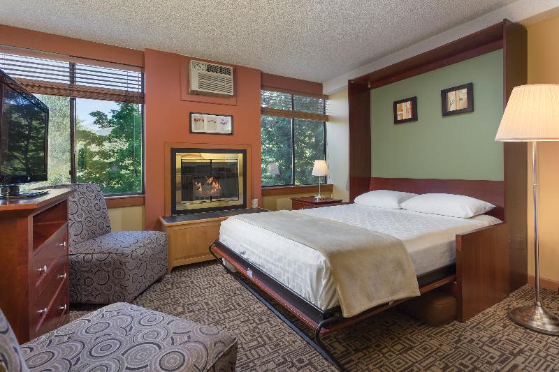 Студия Стандарт, Mountainside Lodge