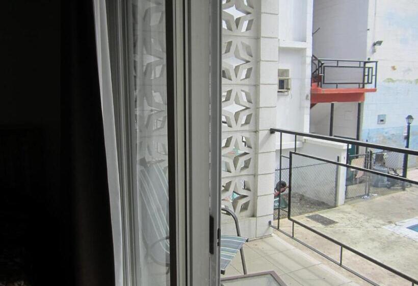 Люкс 2 Спальни, Schell Motel