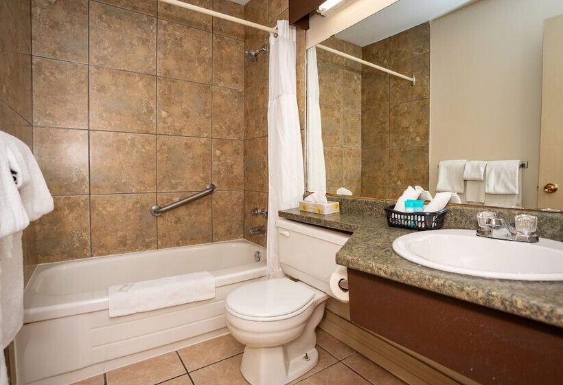 ２ダブルベッドのスタンダードルーム, Canadas Best Value Inn & Suites Charlottetown