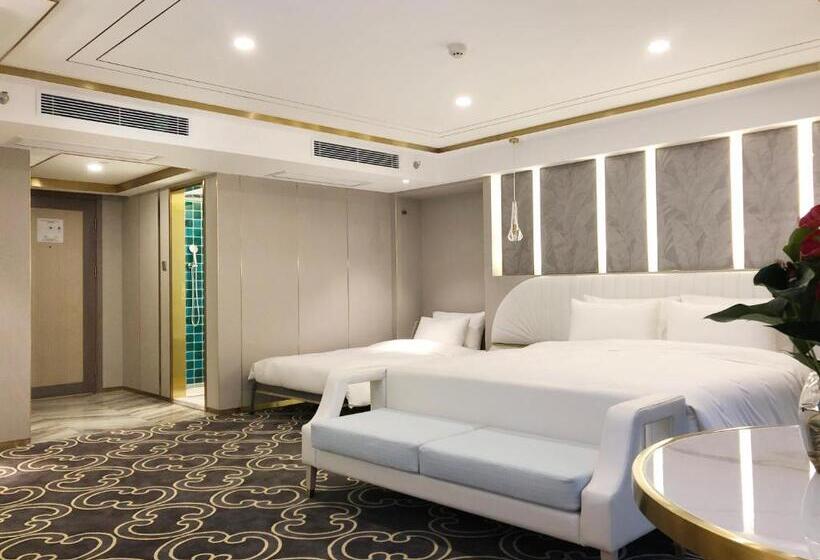 Семейный Номер Deluxe, Nanjing Central