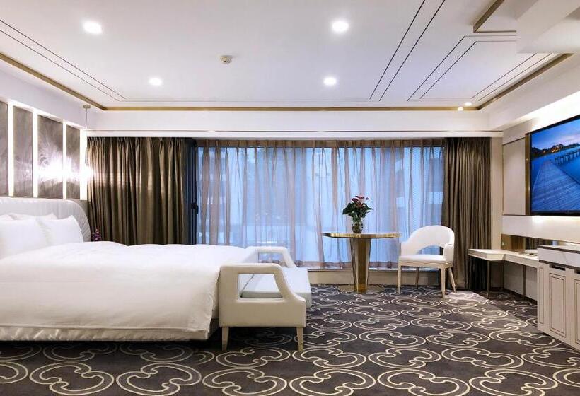 Quarto Deluxe, Nanjing Central
