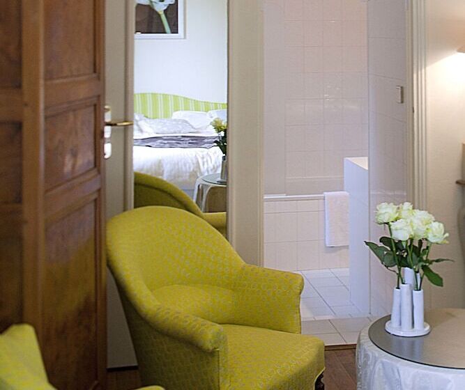 Номер Стандарт, Auberge Du Bon Laboureur Chenonceaux