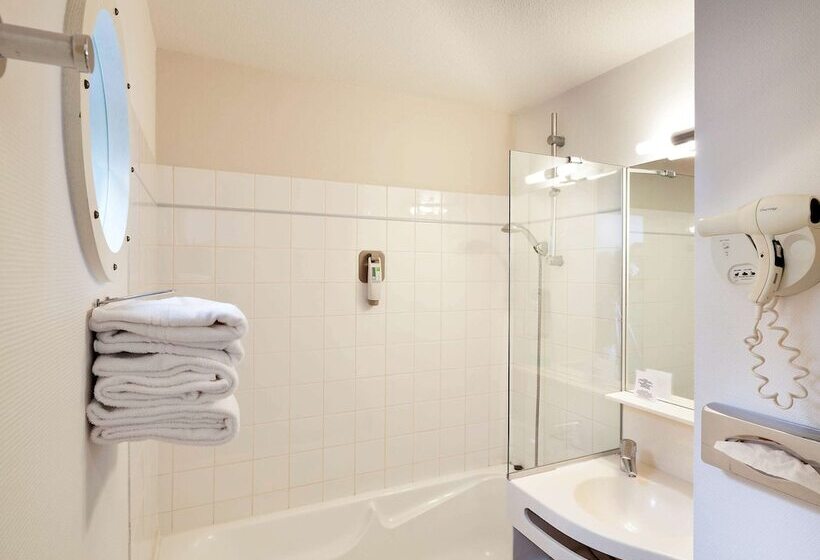 Номер Стандарт, Ibis Styles Ouistreham