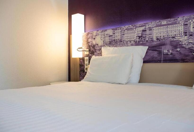 Номер Superior Кровать Кинг, Mercure Marseille Centre Vieux Port