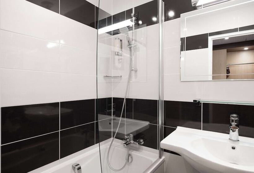 Номер Стандарт, Quality Hotel Bordeaux Centre