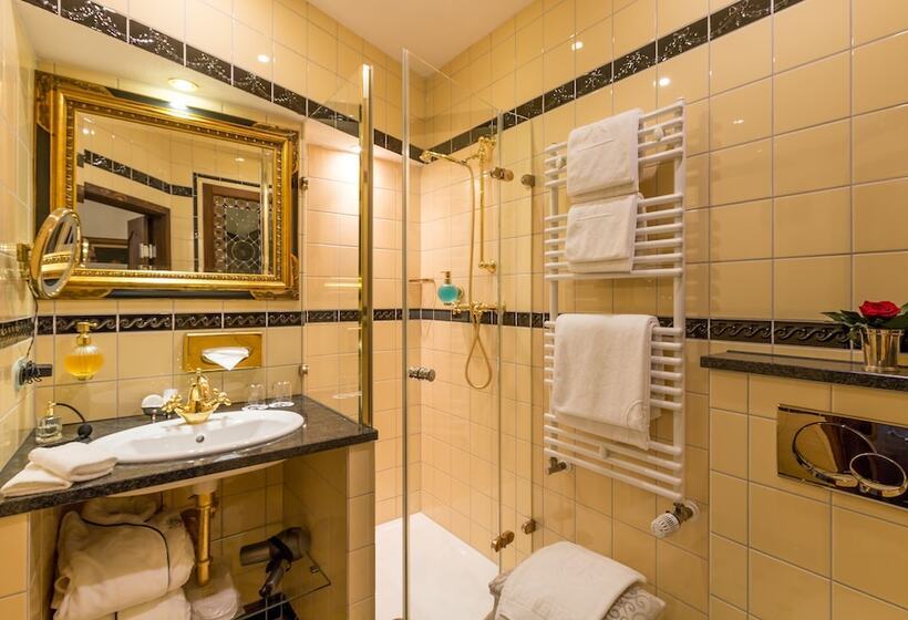 Номер Комфорт, Burghotel Auf Schönburg