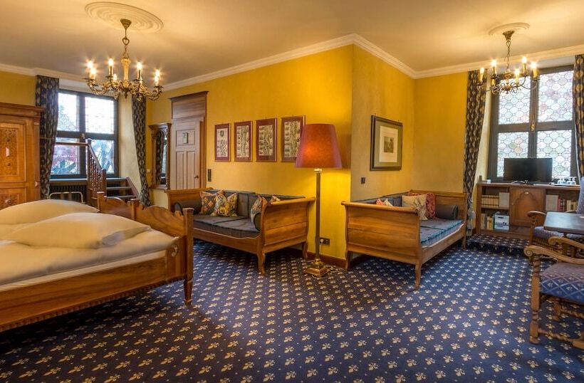 Номер Стандарт, Burghotel Auf Schönburg
