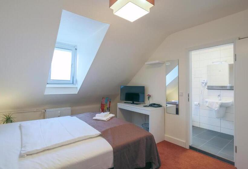 Comfort Kamer, Kleiner Markt