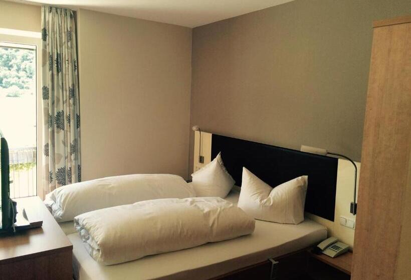 Номер Deluxe, Rheinhotel Lamm