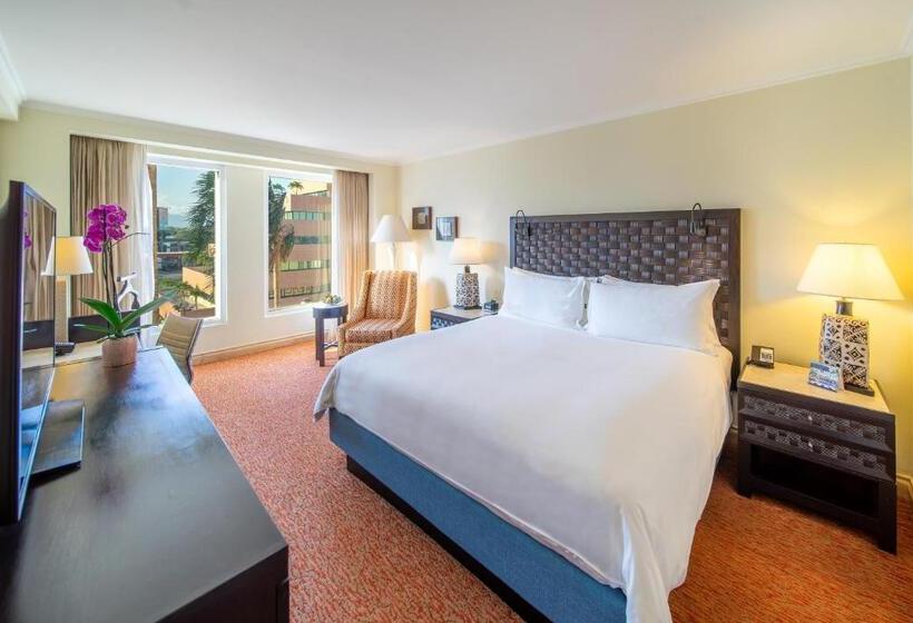 اتاق با نمای کوهستان کلاسیک, Real Intercontinental San Pedro Sula, An Ihg