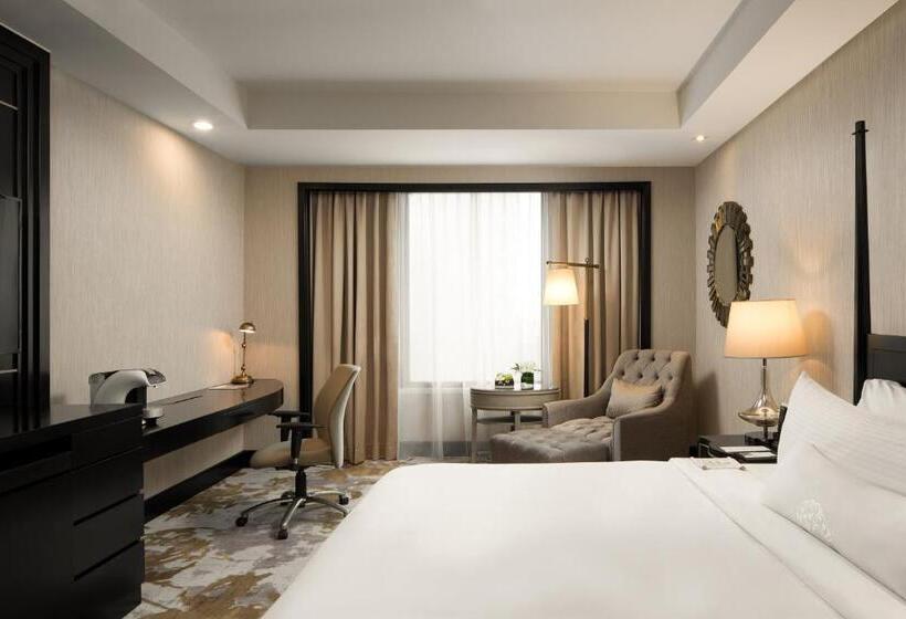 Номер Премиум, Ayana Midplaza Jakarta