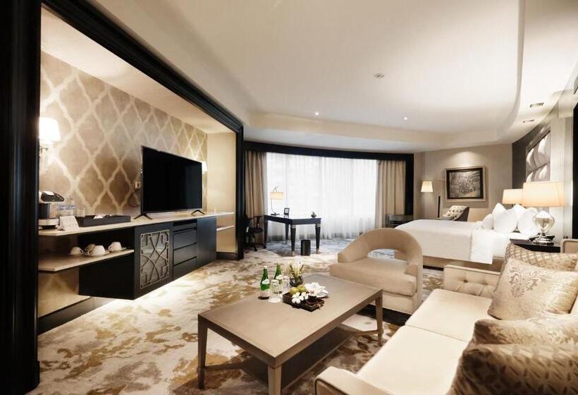 Студио Executive, Ayana Midplaza Jakarta