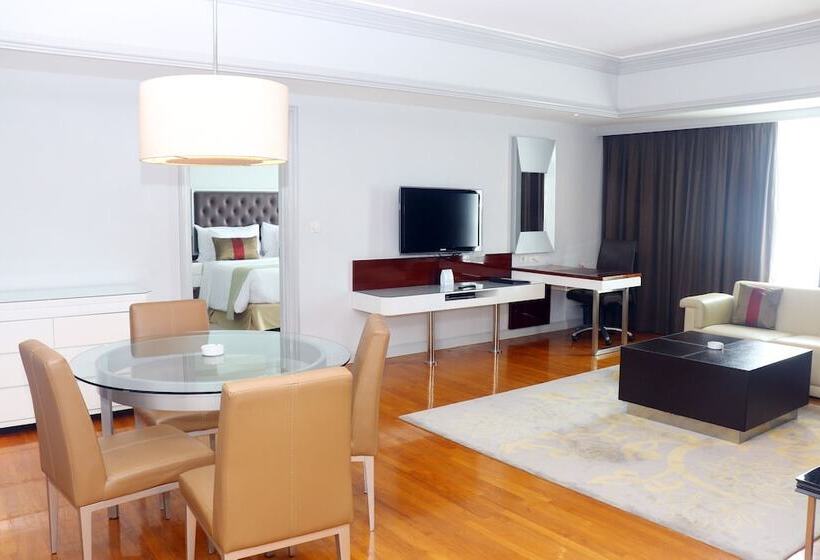 Люкс 3 Спальни, Wyndham Casablanca Jakarta