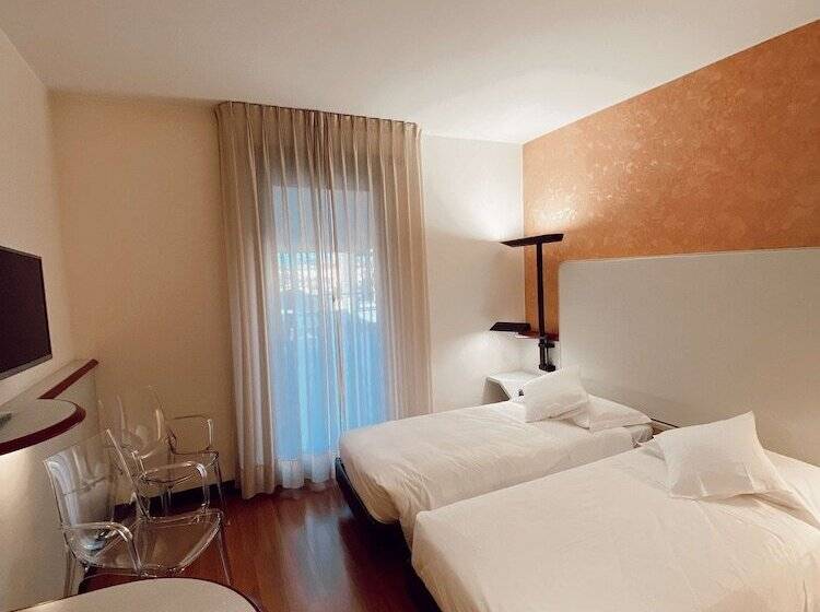 Номер Стандарт, Best Western Hotel Solaf