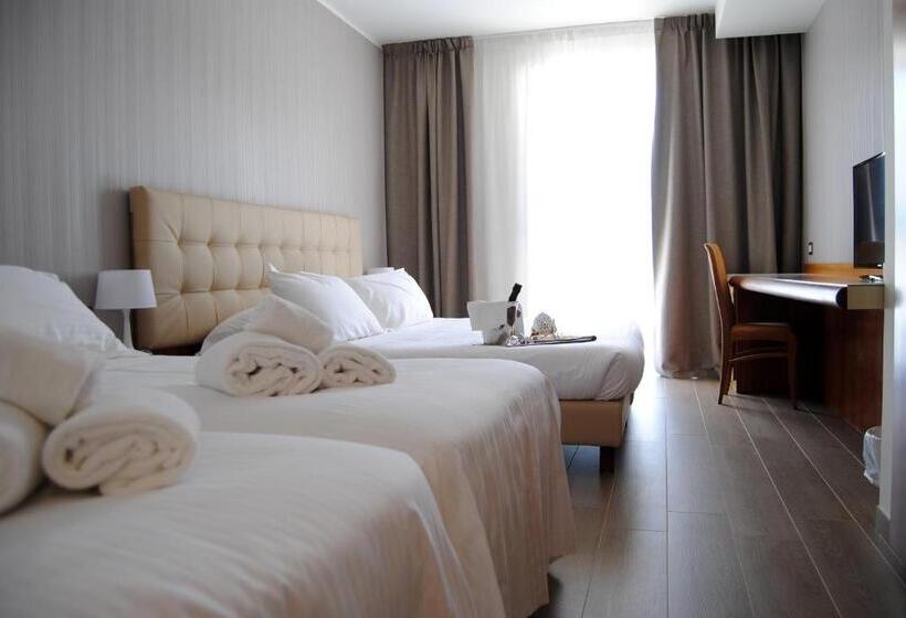 Четырехместный Номер Стандарт, D Aragona Lifestyle