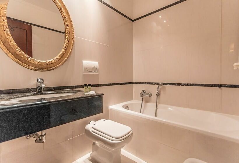 Habitación Triple Estándar, Regio